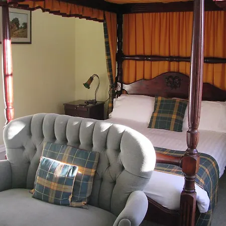 לינה וארוחת בוקר Ambleside Lodge
