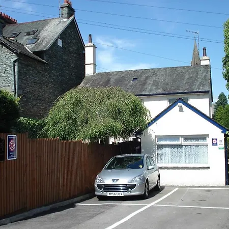 Ambleside Lodge אמבלסייד