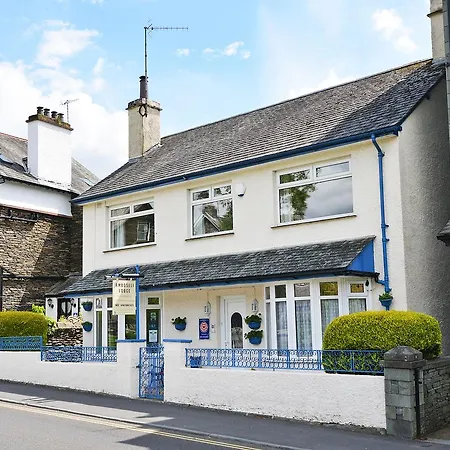 ベッド・アンド・ブレックファスト Ambleside Lodge アンブルサイド